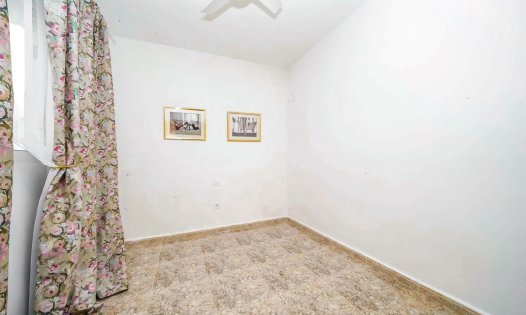 Videresalg - Rekkehus -
Los Nietos