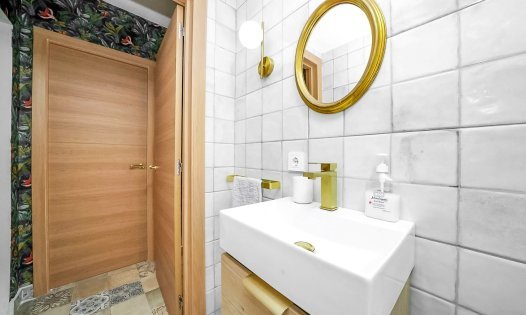 Videresalg - Rekkehus -
Los Nietos