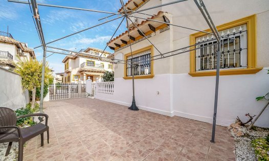 Segunda mano - Villas -
Orihuela Costa - La Regia