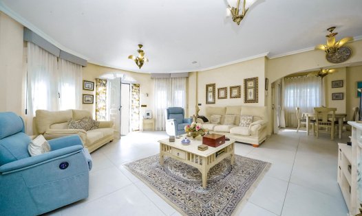 Wiederverkauf - Villen -
Pilar de la Horadada - Pinar de Campoverde