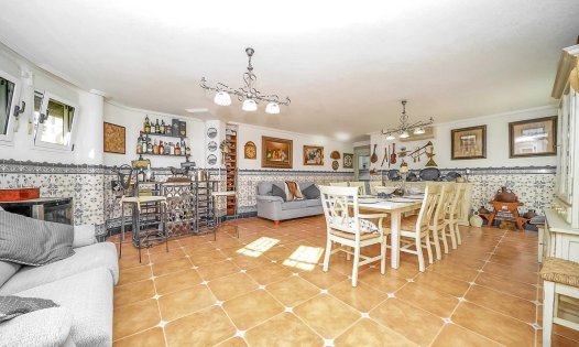 Wiederverkauf - Villen -
Pilar de la Horadada - Pinar de Campoverde