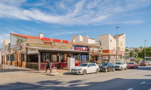 Herverkoop - Villa's -
Orihuela Costa - Villamartin