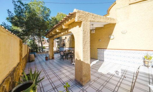 Herverkoop - Villa's -
Orihuela Costa - Villamartin