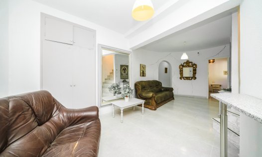 Herverkoop - Villa's -
Orihuela Costa - Villamartin