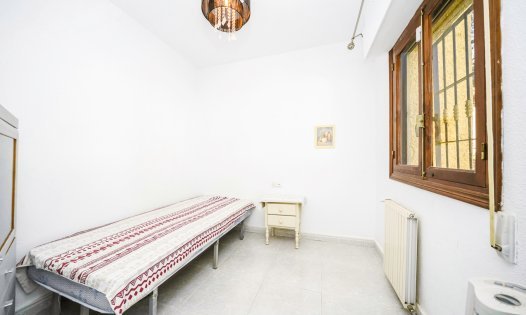 Herverkoop - Villa's -
Orihuela Costa - Villamartin