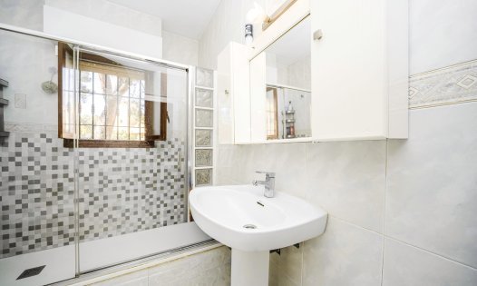 Herverkoop - Villa's -
Orihuela Costa - Villamartin