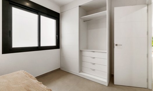 Wiederverkauf - Reihenhäuser -
San Pedro del Pinatar