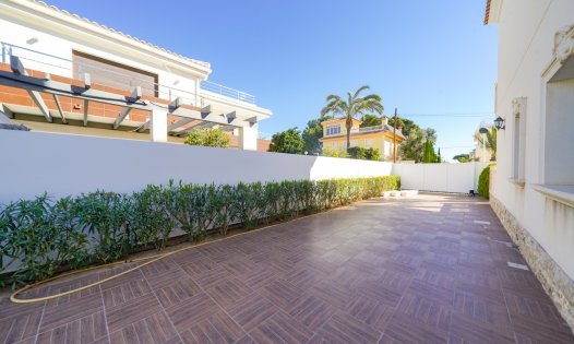 Resale - Luxury Villas -
Orihuela Costa - Cabo Roig