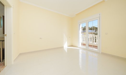 Resale - Luxury Villas -
Orihuela Costa - Cabo Roig