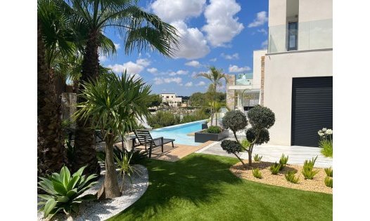 Resale - Luxury Villas -
Orihuela Costa - Las Colinas Golf