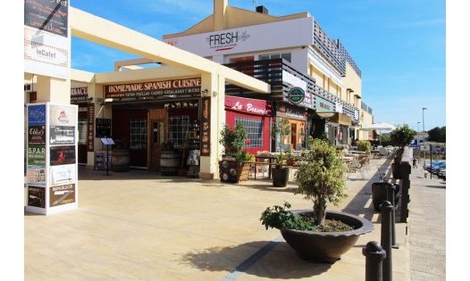 Herverkoop - Luxe villa's -
Orihuela Costa - Villamartin