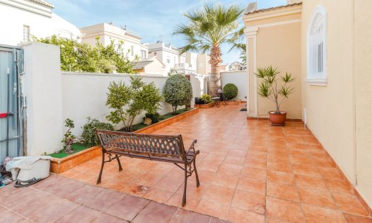 Herverkoop - Villa's -
Torrevieja - Aguas Nuevas - Torrevieja