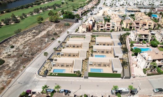 Revente - Villas -
Algorfa - Club de Golf La Finca - Algorfa