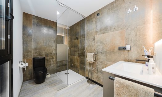 Videresalg - Leiligheter -
Benijófar