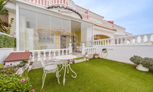 Resale - Terraced Houses -
Benijófar