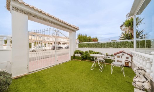 Resale - Terraced Houses -
Benijófar