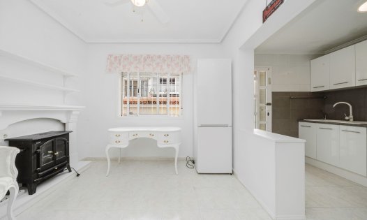 Resale - Terraced Houses -
Benijófar