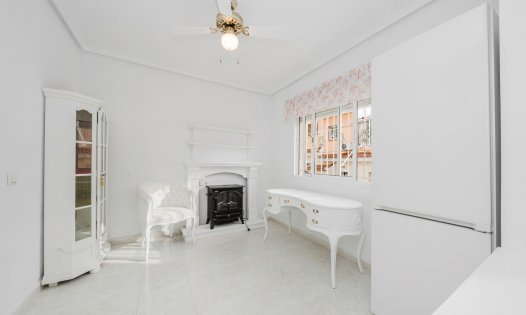 Resale - Terraced Houses -
Benijófar