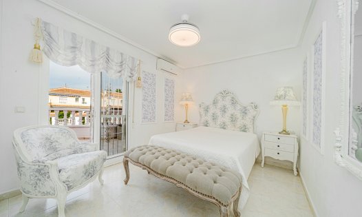 Resale - Terraced Houses -
Benijófar