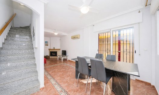 Återförsäljning - Radhus -
Orihuela Costa - La Zenia