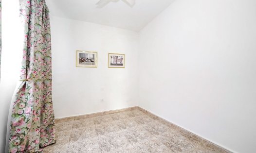 Revente - Maisons mitoyennes -
Los Nietos