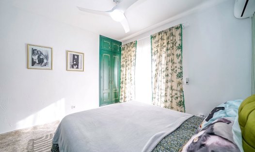 Revente - Maisons mitoyennes -
Los Nietos