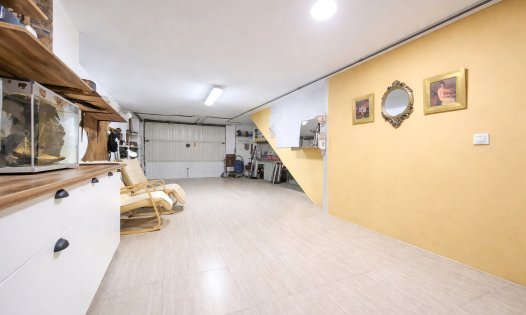 Revente - Maisons mitoyennes -
Los Nietos