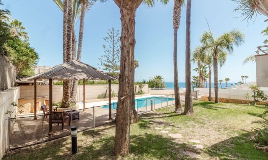 Resale - Luxury Villas -
Orihuela Costa - Dehesa de Campoamor