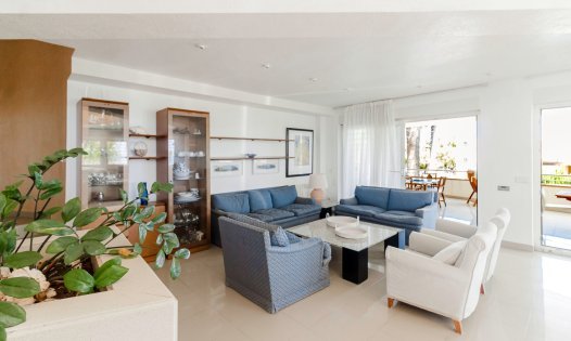 Resale - Luxury Villas -
Orihuela Costa - Dehesa de Campoamor