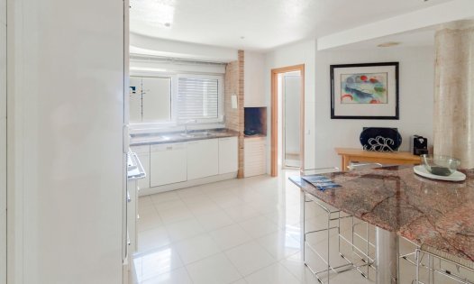 Resale - Luxury Villas -
Orihuela Costa - Dehesa de Campoamor