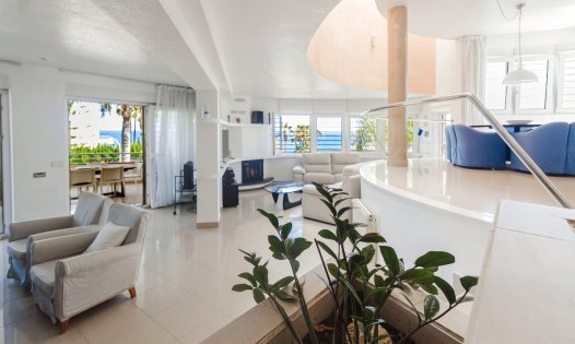 Resale - Luxury Villas -
Orihuela Costa - Dehesa de Campoamor