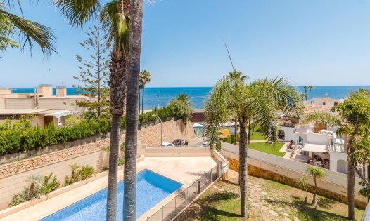 Resale - Luxury Villas -
Orihuela Costa - Dehesa de Campoamor