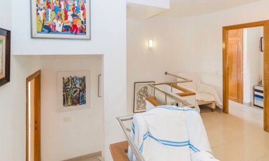 Resale - Luxury Villas -
Orihuela Costa - Dehesa de Campoamor