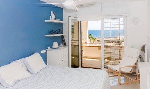 Resale - Luxury Villas -
Orihuela Costa - Dehesa de Campoamor