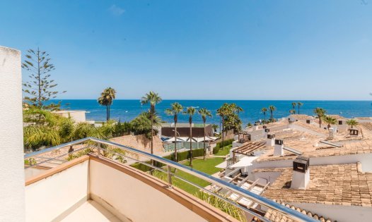 Resale - Luxury Villas -
Orihuela Costa - Dehesa de Campoamor