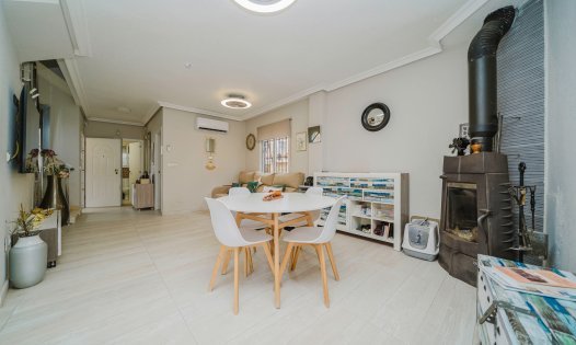 Herverkoop - Villa's -
Orihuela Costa - La Regia