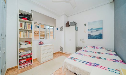 Herverkoop - Villa's -
Orihuela Costa - La Regia