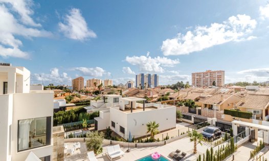 Resale - Villas -
Cartagena - La Manga