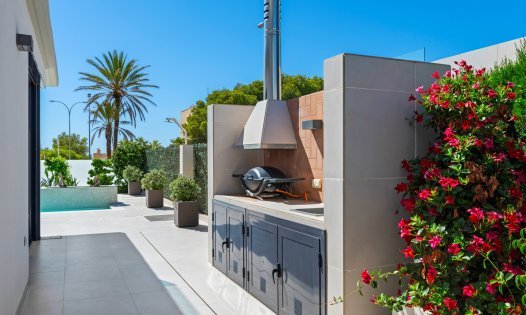 Resale - Luxury Villas -
Orihuela Costa - Aguamarina