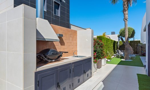 Resale - Luxury Villas -
Orihuela Costa - Aguamarina