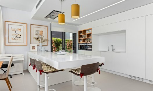 Resale - Luxury Villas -
Orihuela Costa - Aguamarina