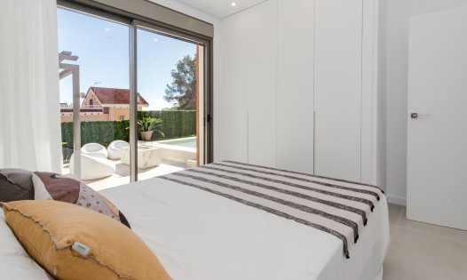 Resale - Luxury Villas -
Pilar de la Horadada - Pinar de Campoverde