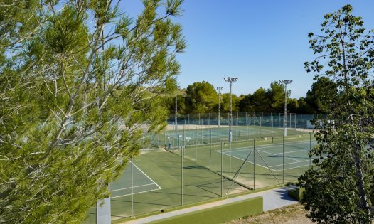 Resale - Luxury Villas -
Pilar de la Horadada - Pinar de Campoverde