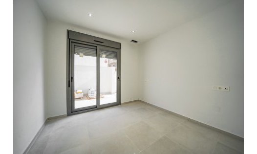 Resale - Villas -
Orihuela Costa - La Zenia