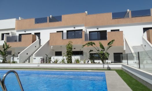 Resale - Bungalows -
Pilar de la Horadada