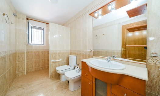 Herverkoop - Rijtjeshuizen -
Balsicas