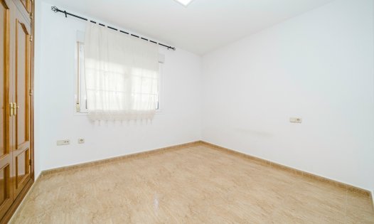 Herverkoop - Rijtjeshuizen -
Balsicas