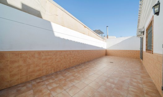 Herverkoop - Rijtjeshuizen -
Balsicas