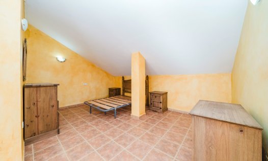 Herverkoop - Rijtjeshuizen -
Balsicas