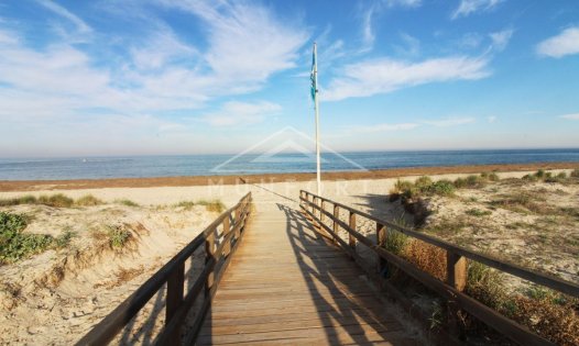 Resale - Villas -
Pilar de la Horadada